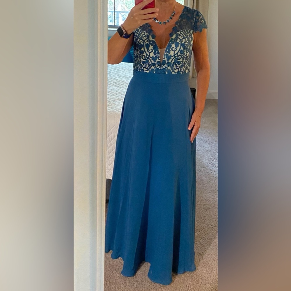 JJ’s House Teal Blue Lace Top Evening Gown - Picture 3 of 6